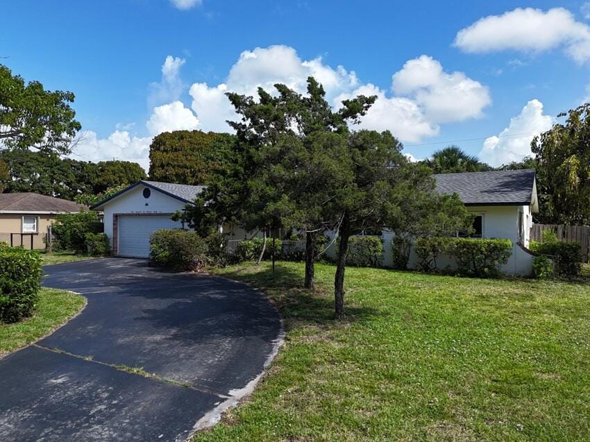 4639 Franwood Drive — photo 2