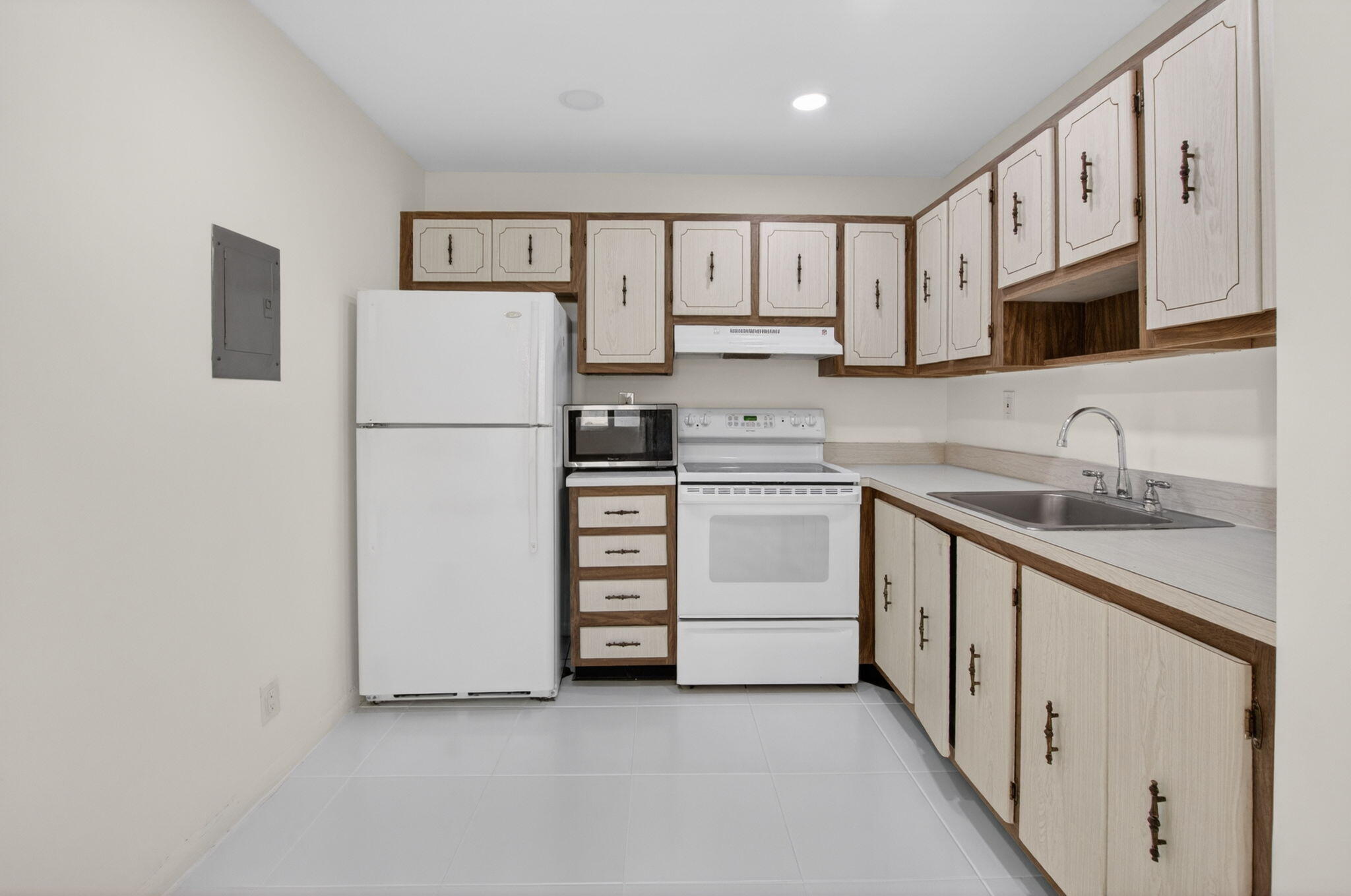 265 Burgundy F, Delray Beach, FL 33484 photo 15