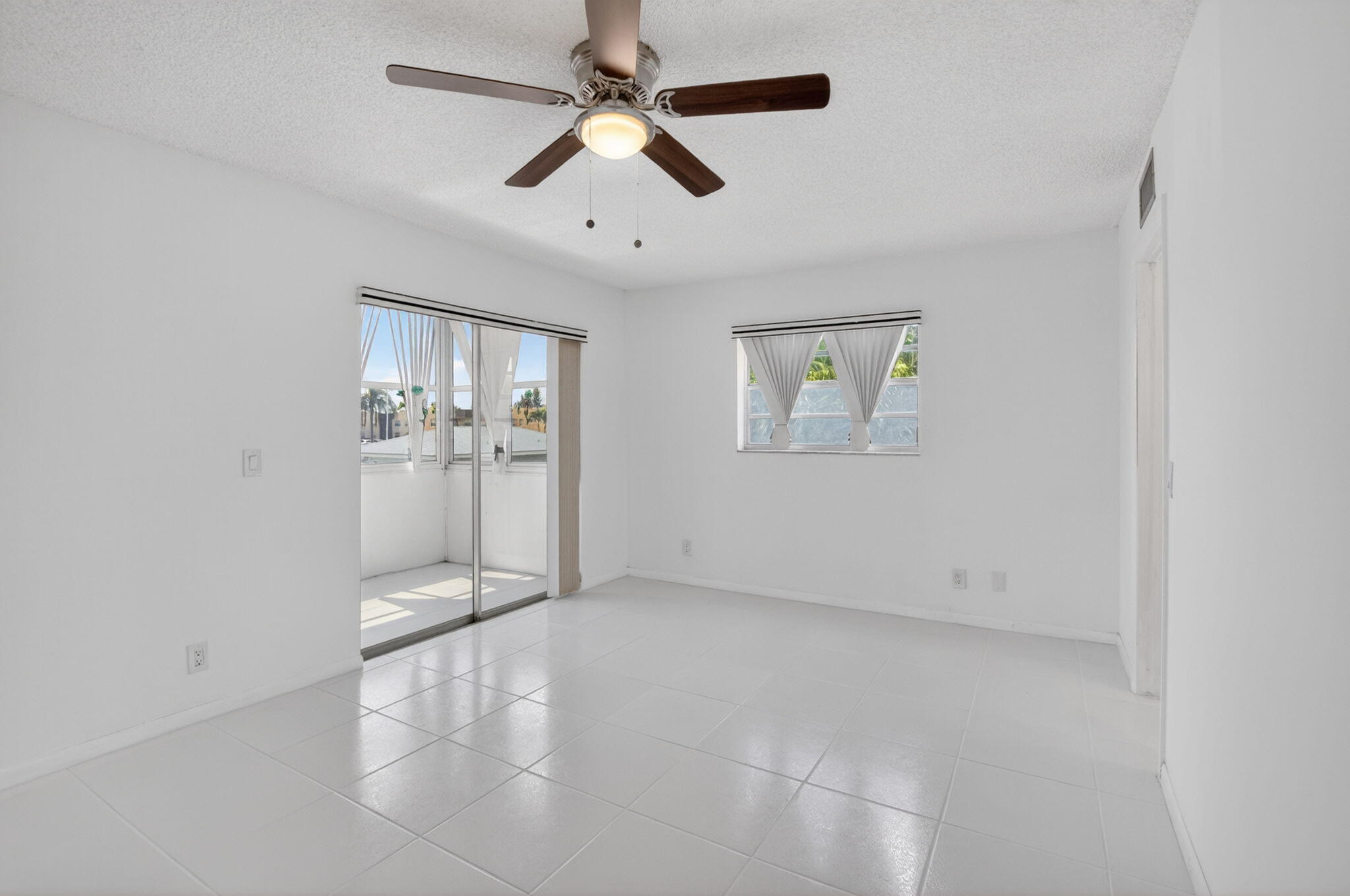265 Burgundy F, Delray Beach, FL 33484 photo 24