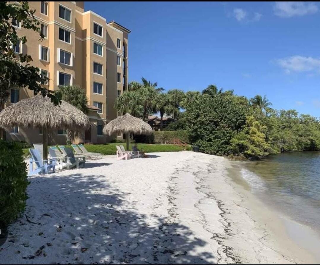 1000 Scotia Drive 506, Hypoluxo, FL 33462 photo 17