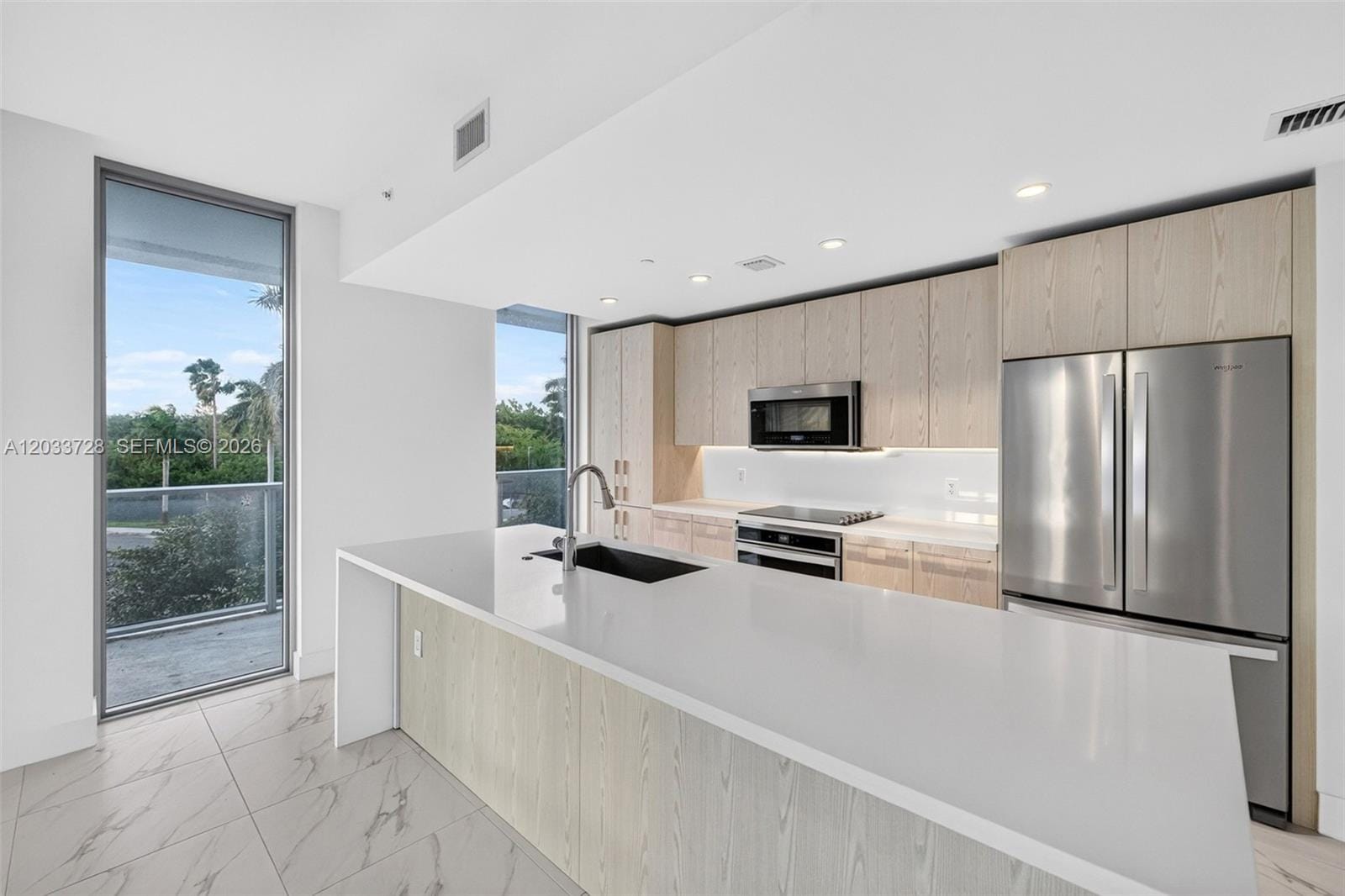 2000 Metropica Way 203, Sunrise, FL 33323 photo 2