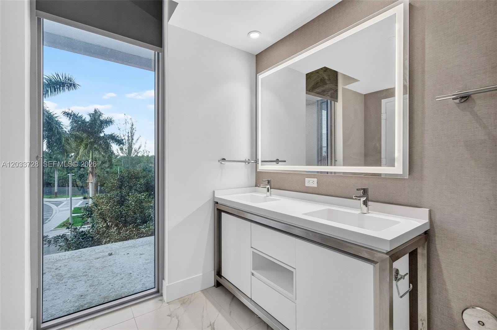 2000 Metropica Way 203, Sunrise, FL 33323 photo 14