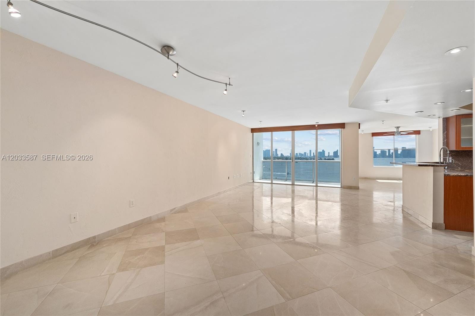 1900 Sunset Harbour Drive 1008, Miami Beach, FL 33139 photo 3