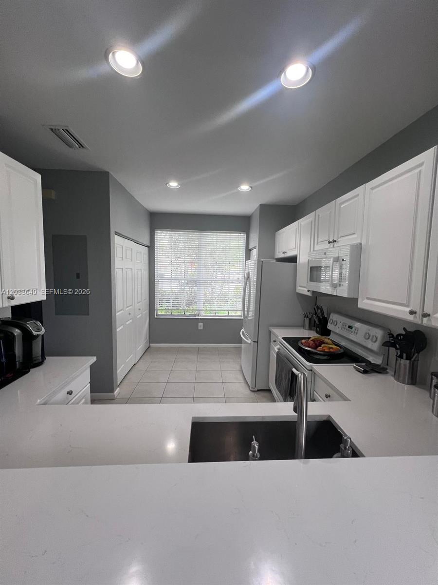 681 NW 42nd Avenue, Plantation, FL 33317, Plantation
