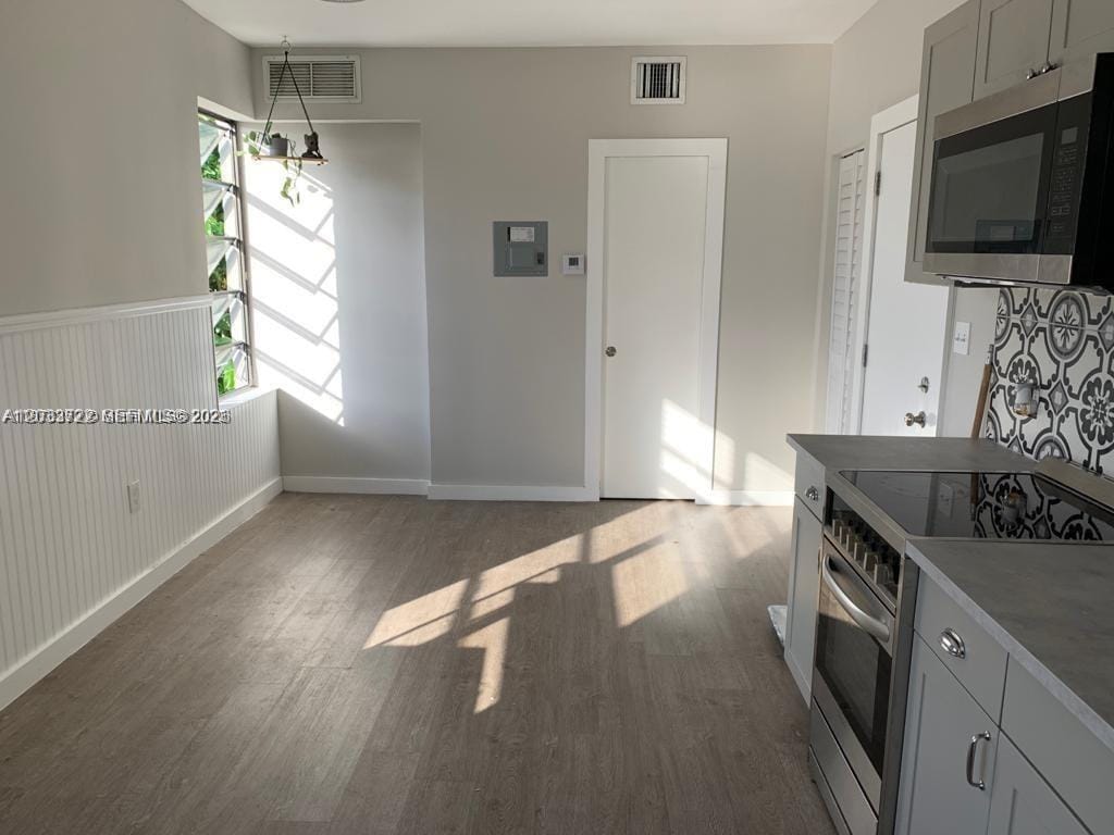 2932 NW 16th Avenue 3A — photo 3