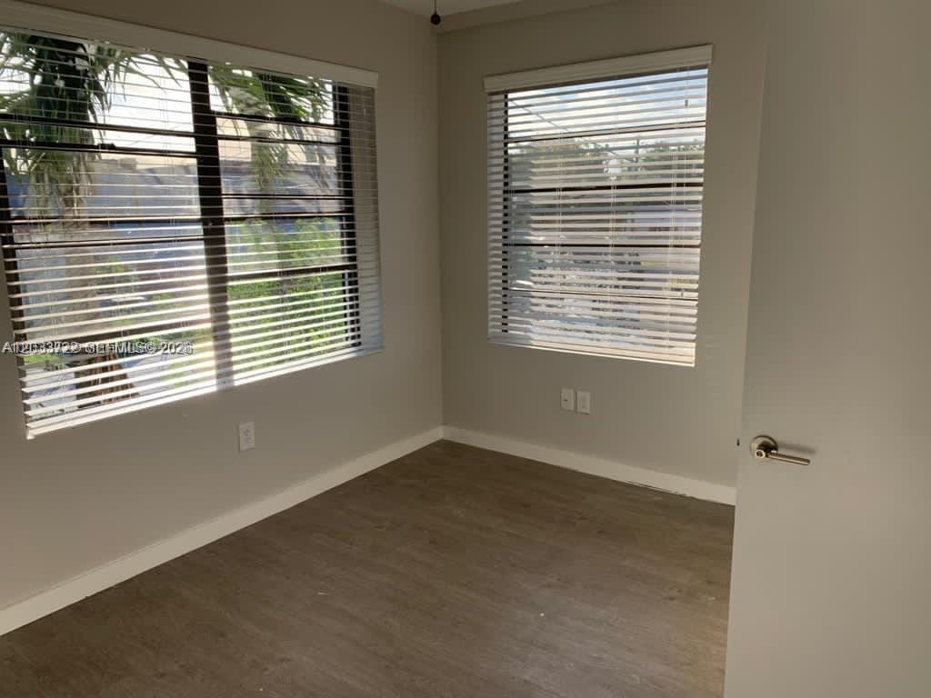 2932 NW 16th Avenue 3A — photo 5