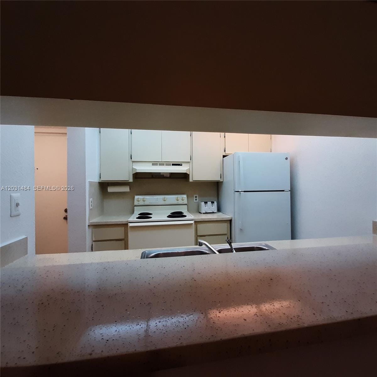 8160 Geneva Way 316, Miami, FL 33166 photo 13