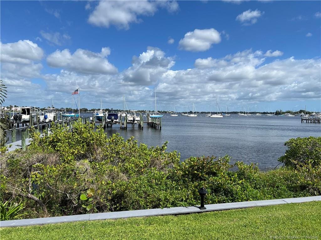 624 SW Saint Lucie Crescent 304, Stuart, FL 34994 photo 19