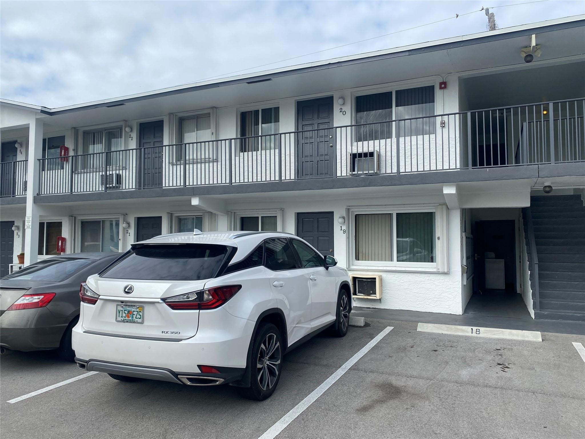 1812 E Oakland Park Boulevard 19, Oakland Park, FL 33306, Oakland Park