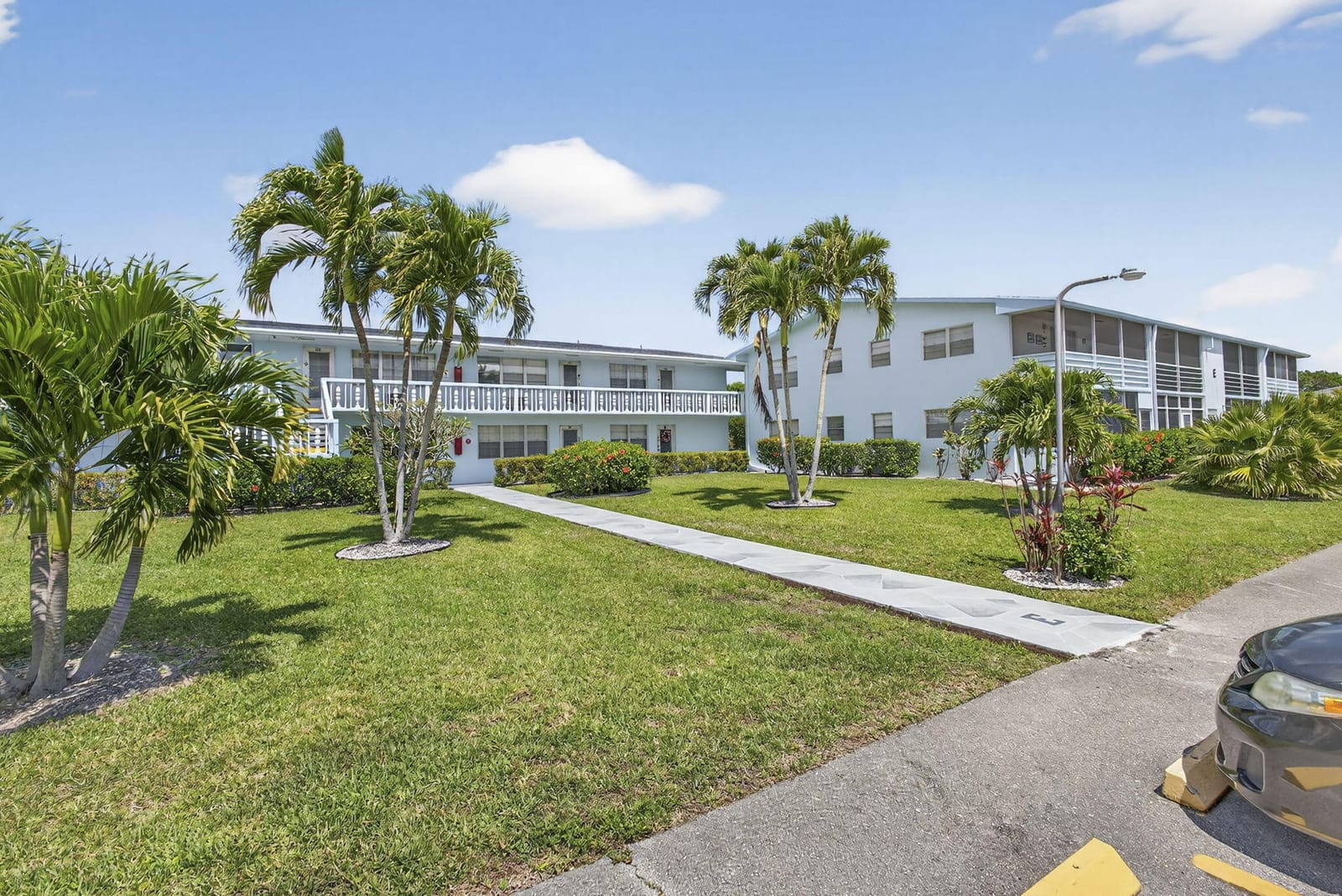 106 E Camden E, West Palm Beach, FL 33417 photo 1