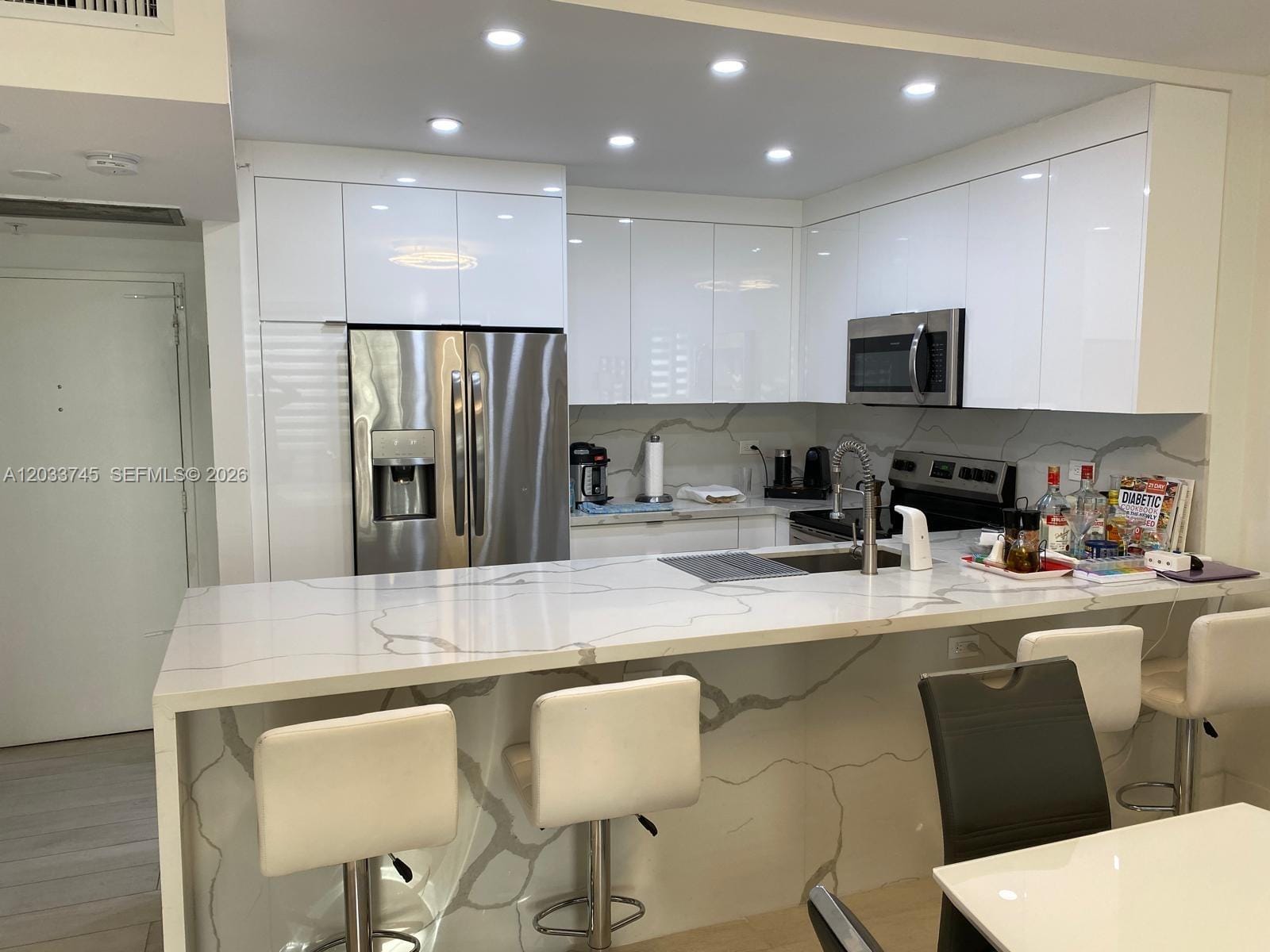 5601 Collins Avenue 622, Miami Beach, FL 33140 photo 3