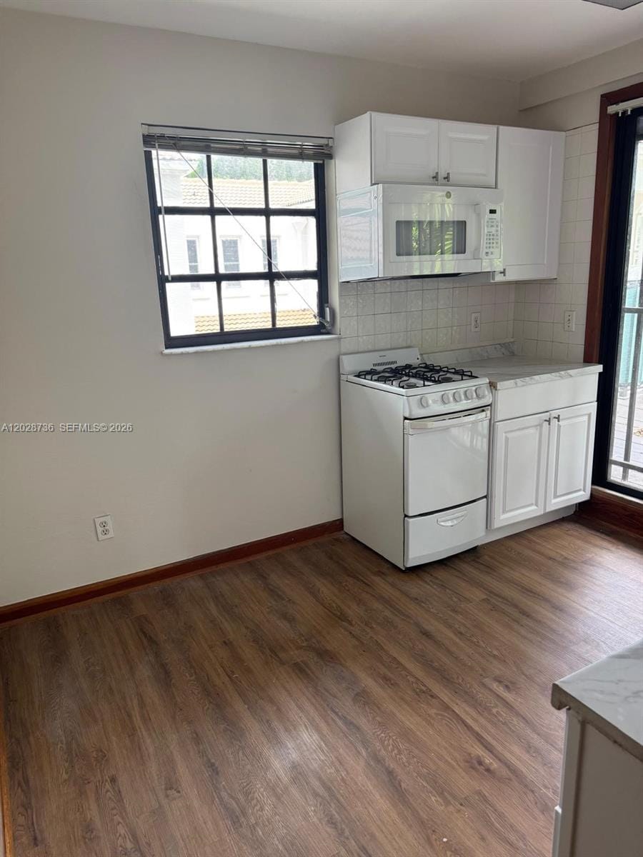 2107 Secoffee Street 2 — photo 4