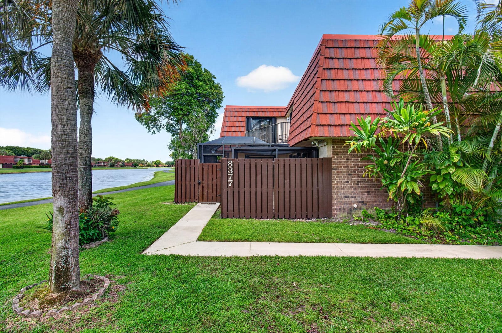 8377 Boca Rio Drive, Boca Raton, FL 33433 photo 2