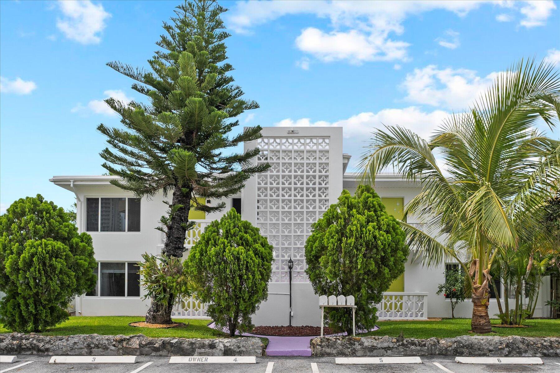 1279 Beach Road 3, West Palm Beach, FL 33404, West Palm Beach