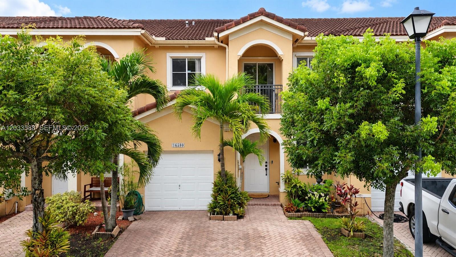 16590 SW 70th Street, Miami, FL 33193, Miami