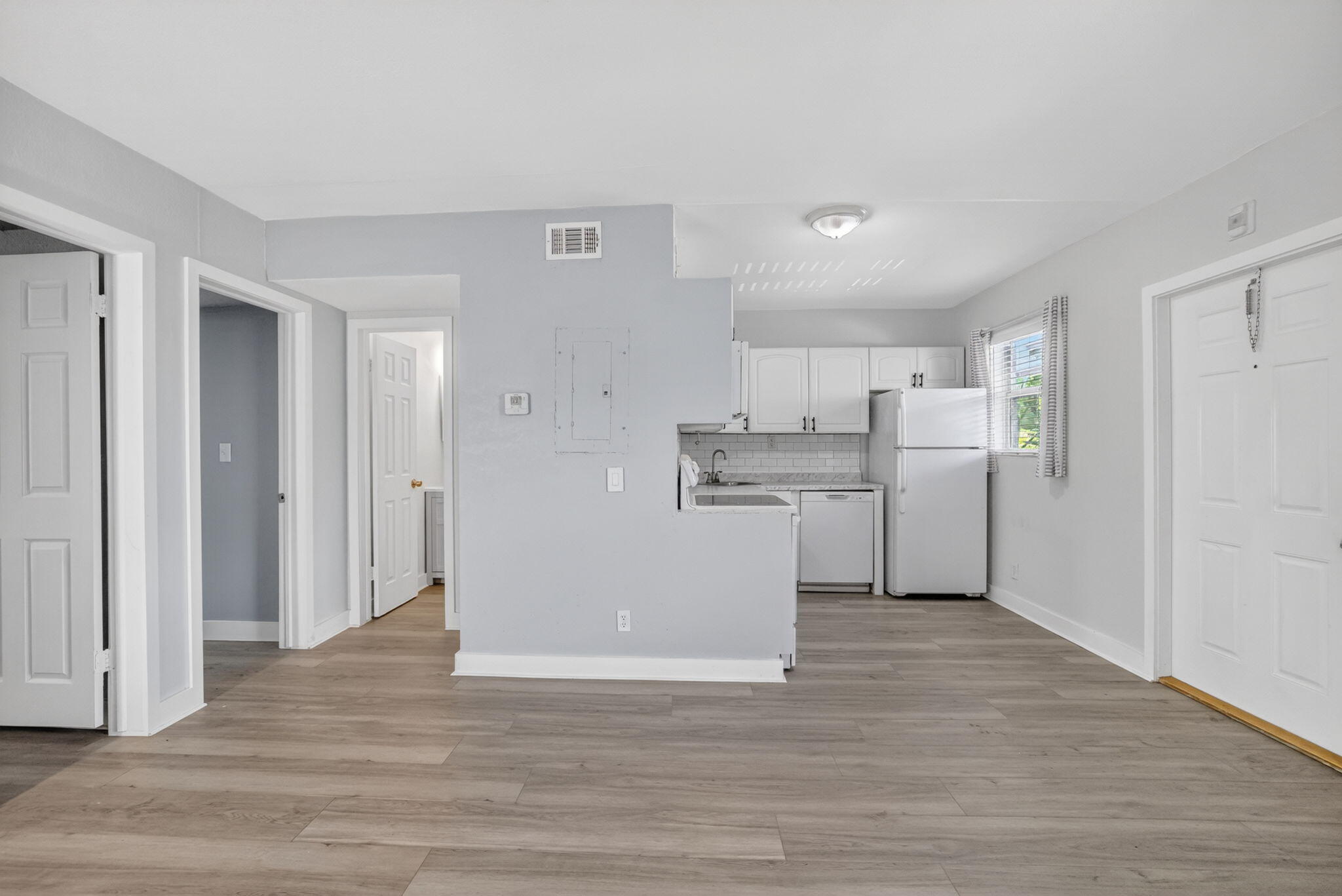2741 NE 8th Avenue 15, Wilton Manors, FL 33334, Wilton Manors