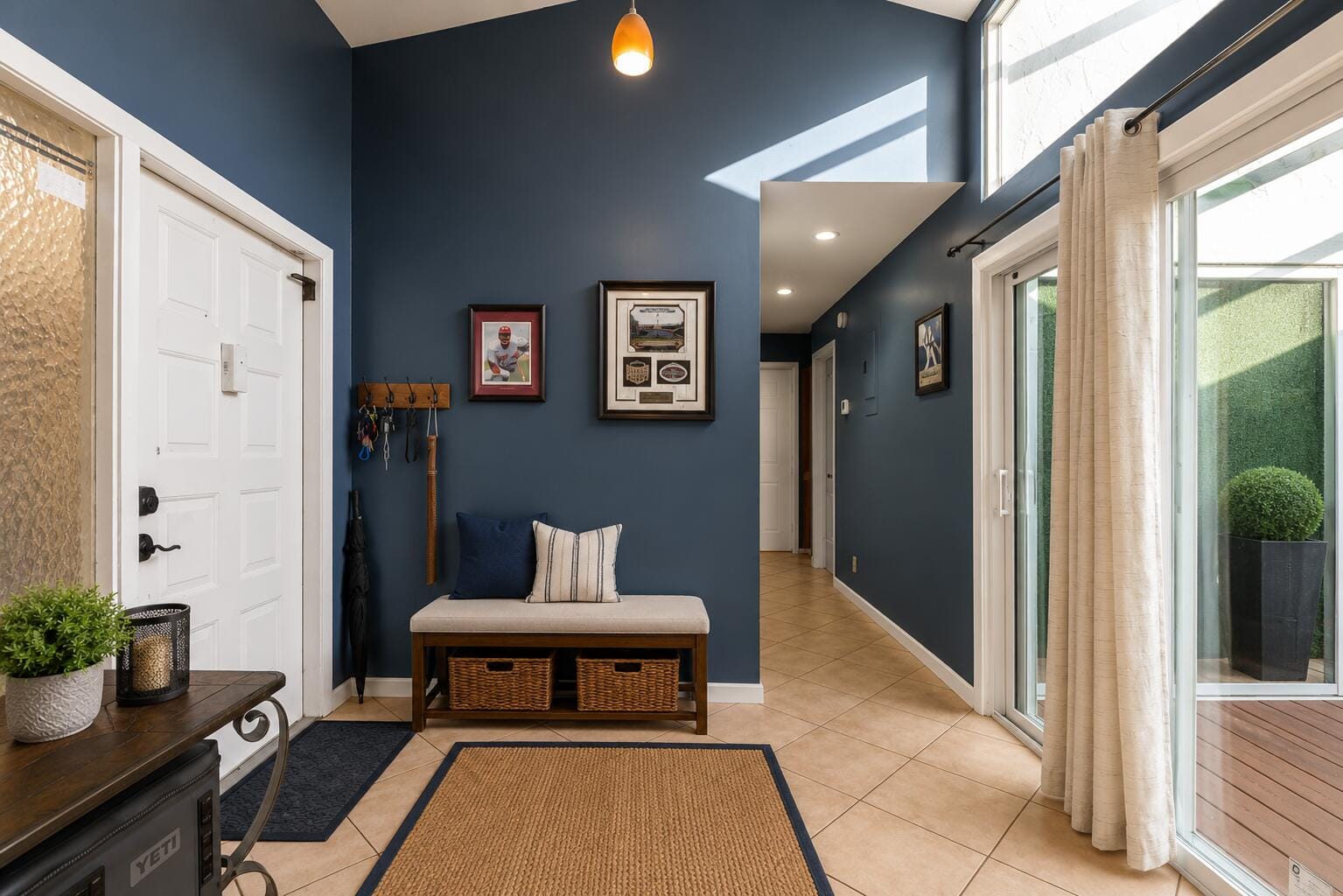 8634 Bridle Path Court 1 — photo 3