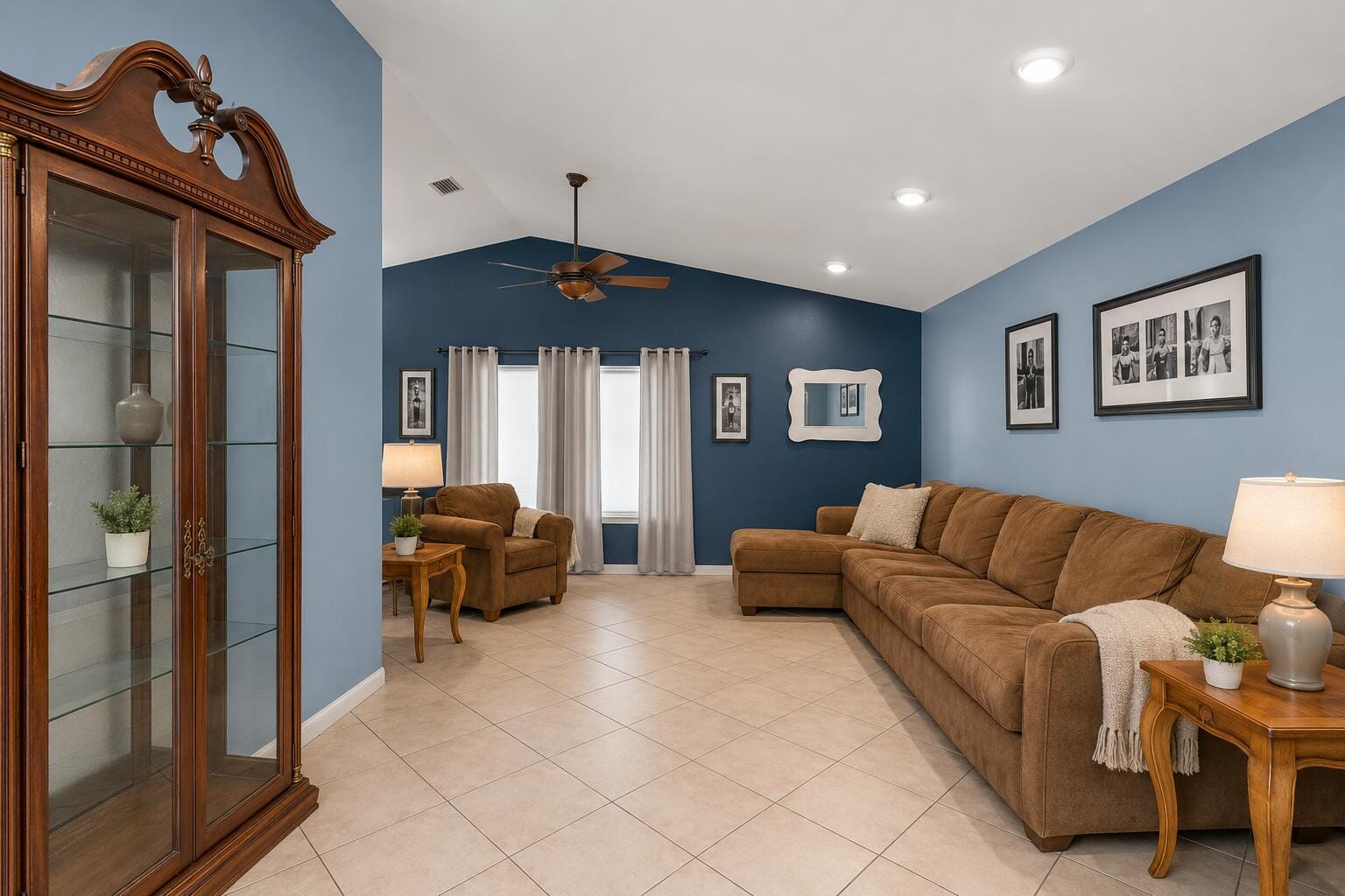8634 Bridle Path Court 1 — photo 4