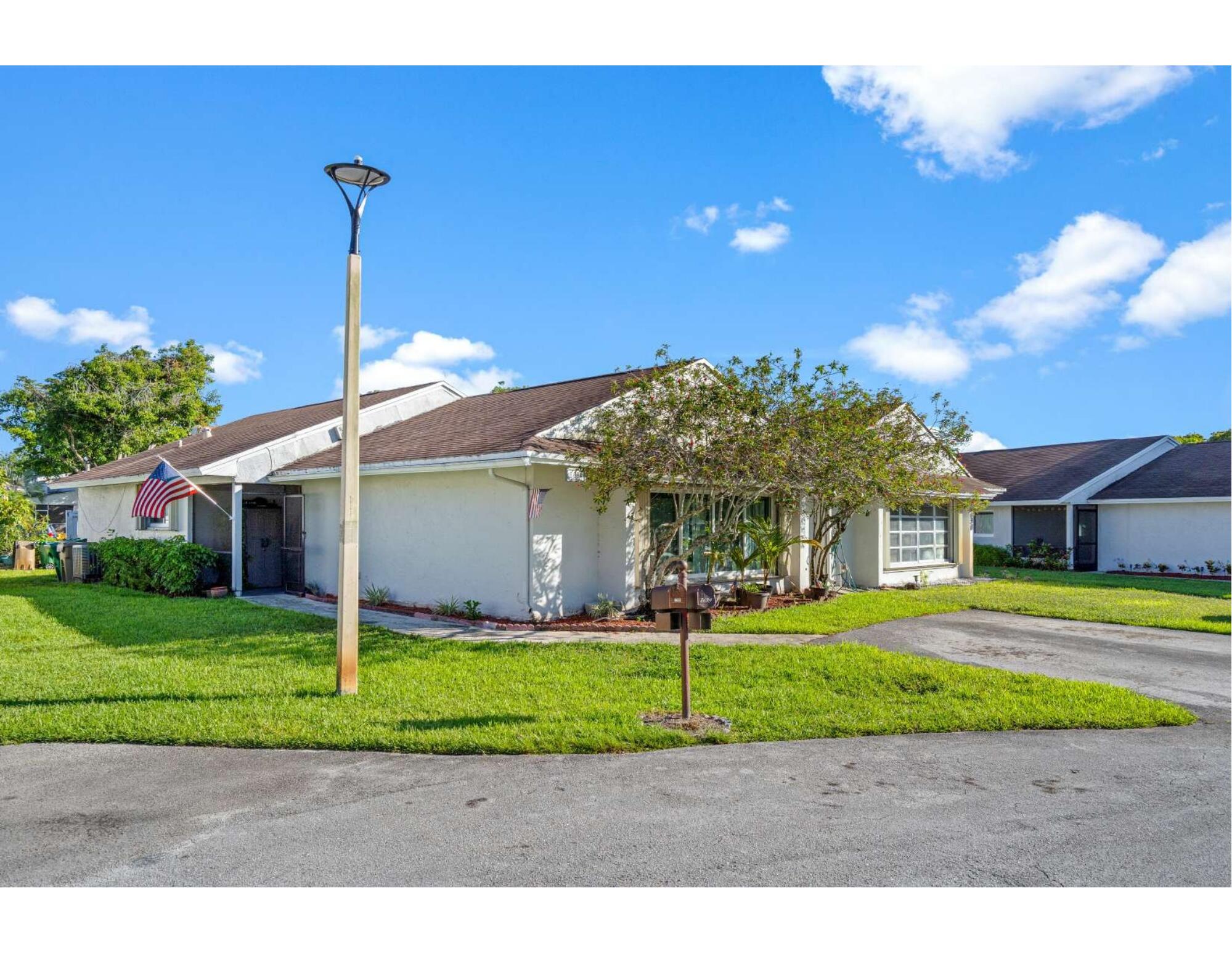 8634 Bridle Path Court 1, Davie, FL 33328, Davie