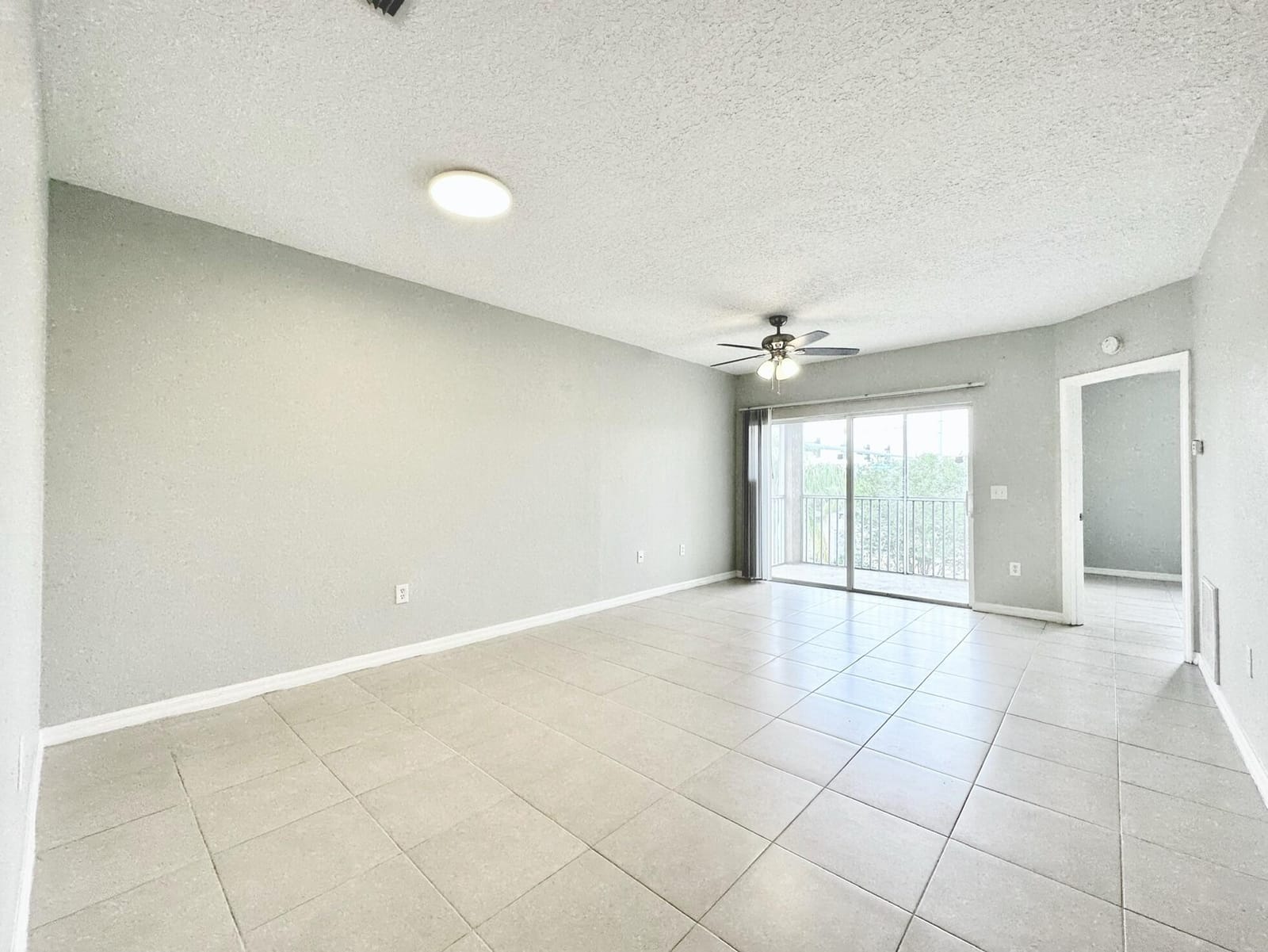 9604 Seadale Court 201, Riverview, FL 33578 photo 4