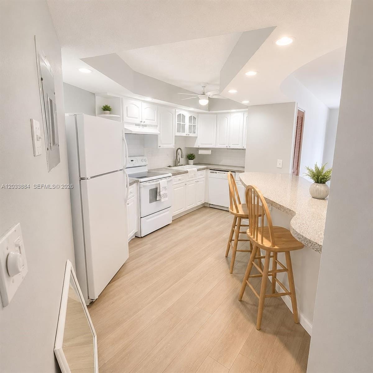 800 Parkview Drive 512, Hallandale Beach, FL 33009 photo 19