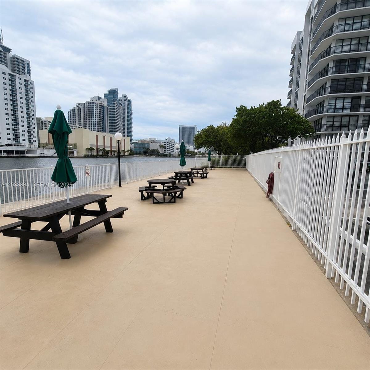 800 Parkview Drive 512, Hallandale Beach, FL 33009 photo 24