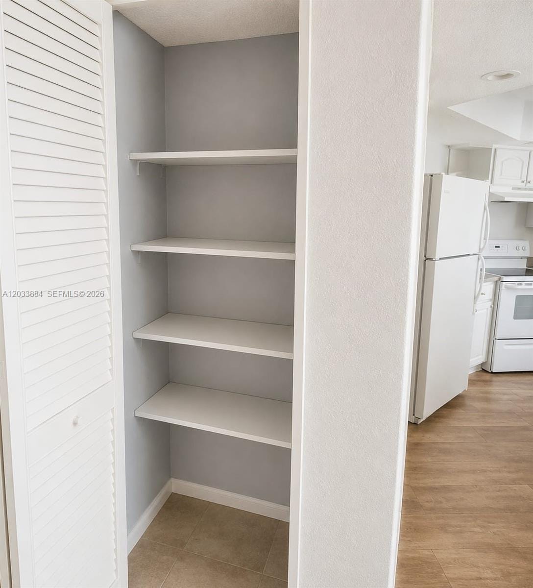 800 Parkview Drive 512, Hallandale Beach, FL 33009 photo 5