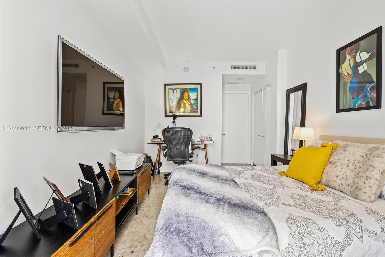 901 Brickell Key Boulevard 2206, Miami, FL 33131 photo 17