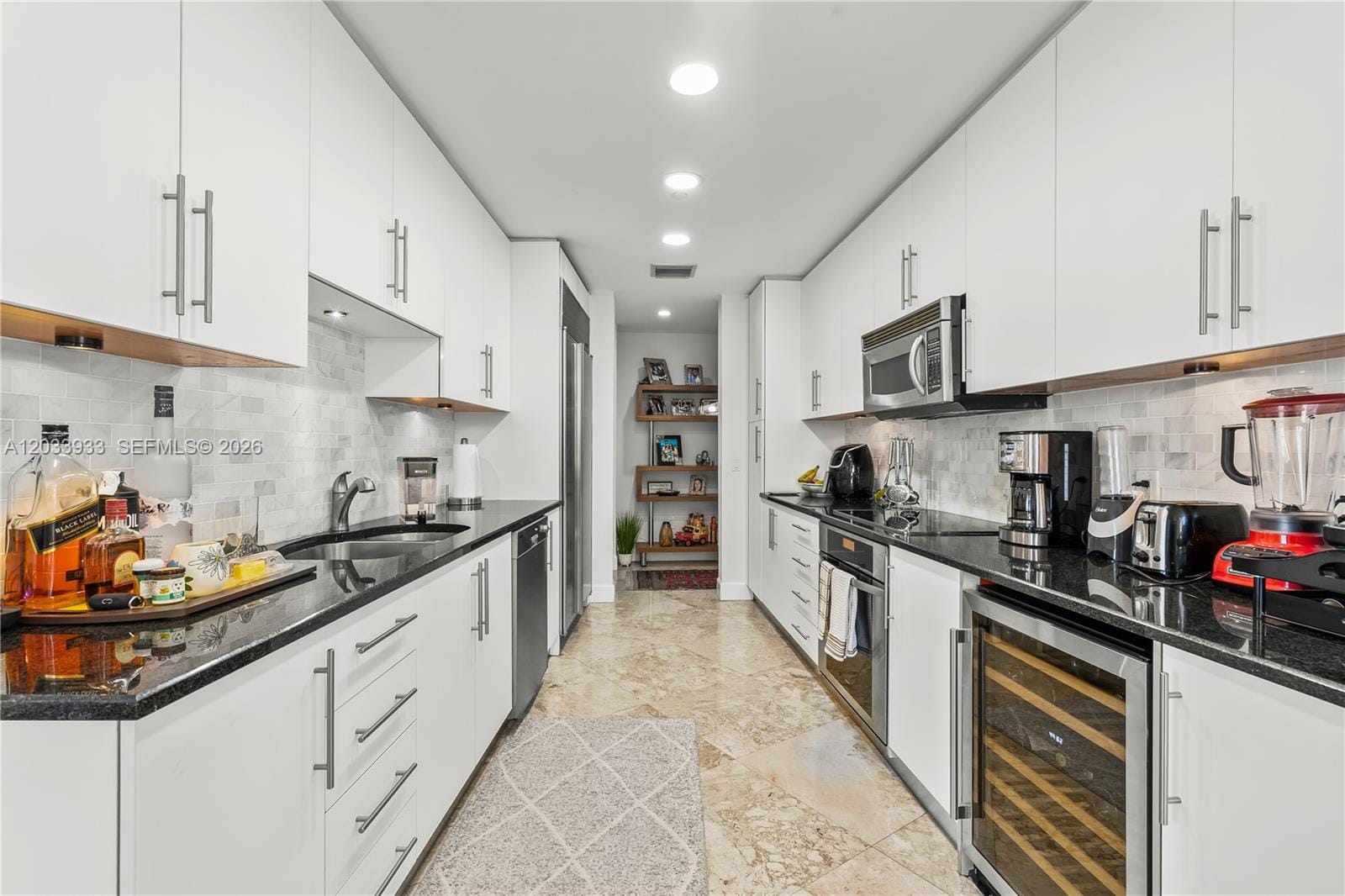 901 Brickell Key Boulevard 2206, Miami, FL 33131 photo 9