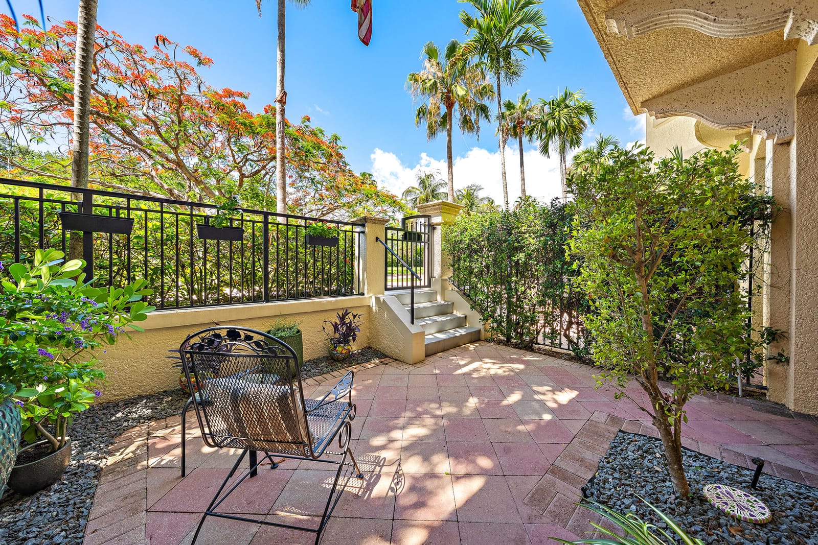2502 Gardens Parkway, Palm Beach Gardens, FL 33410 photo 2
