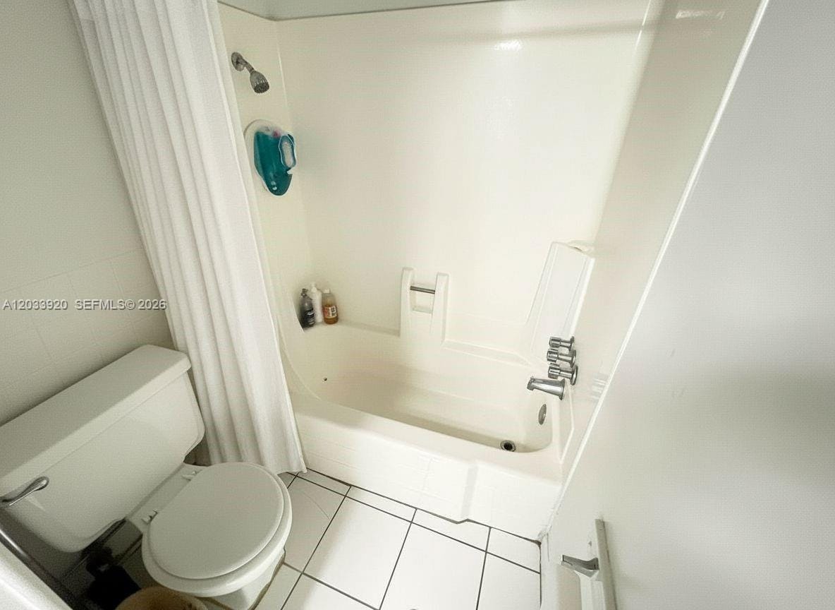 2800 NW 56th Avenue F201 — photo 9