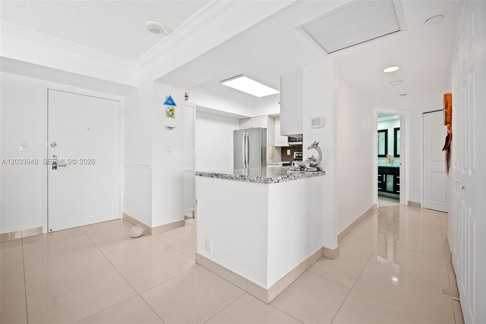 19101 NE 36th Court 504, Aventura, FL 33180, Aventura