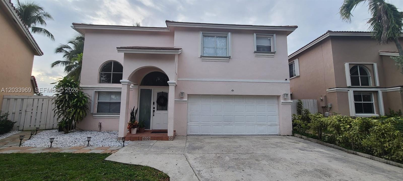 320 SW 99th Avenue, Pembroke Pines, FL 33025 photo 2