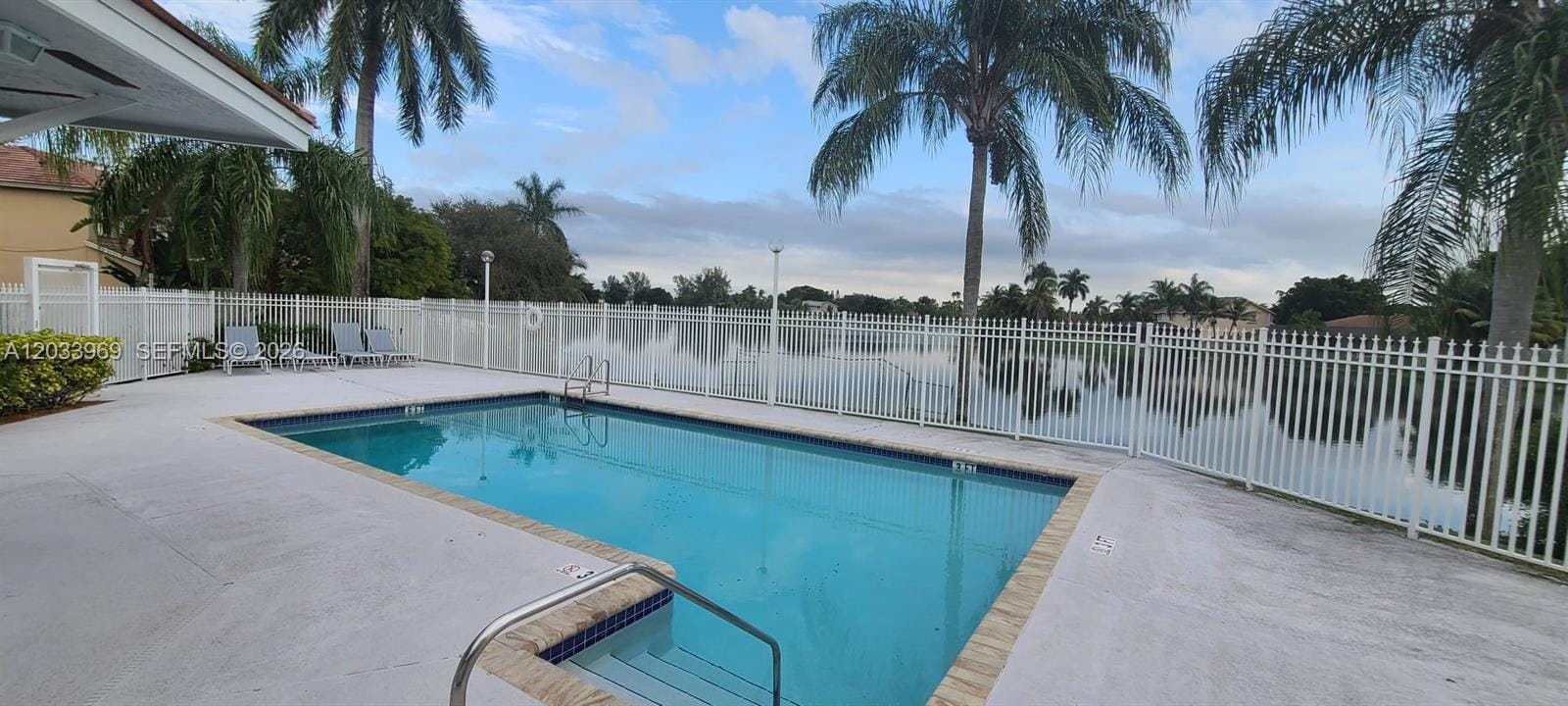 320 SW 99th Avenue, Pembroke Pines, FL 33025 photo 6