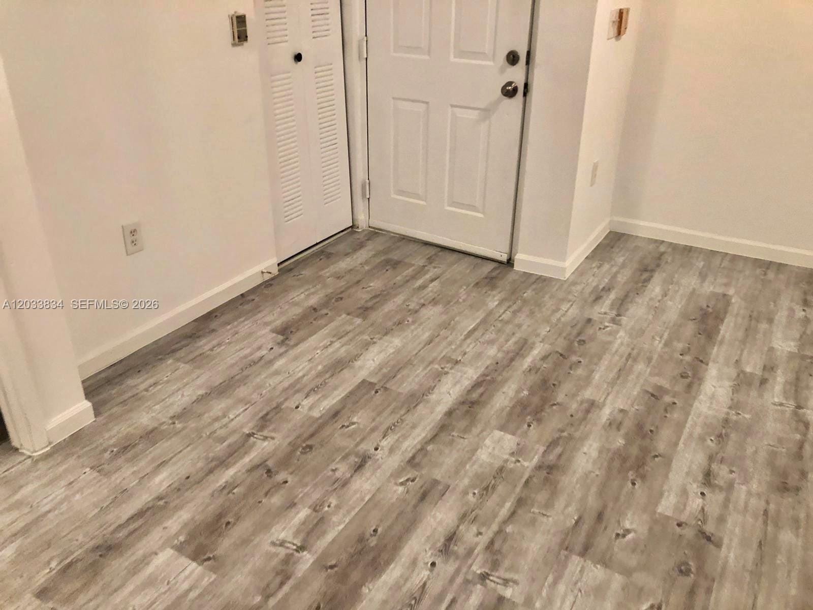 7856 Sonoma Springs Circle 205 — photo 2