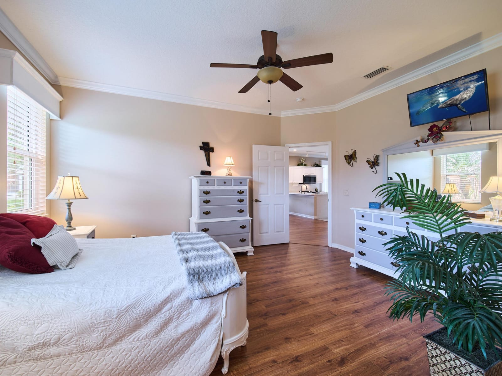 875 NW Sarria Court — photo 11