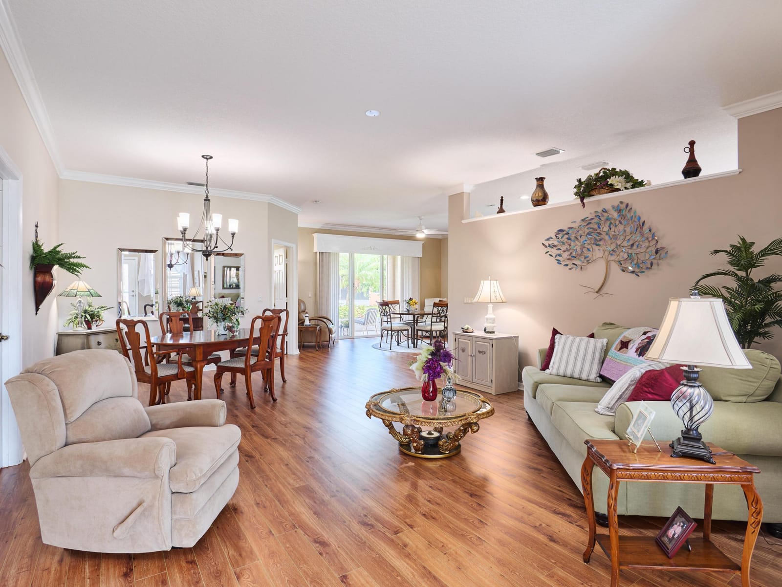 875 NW Sarria Court — photo 3