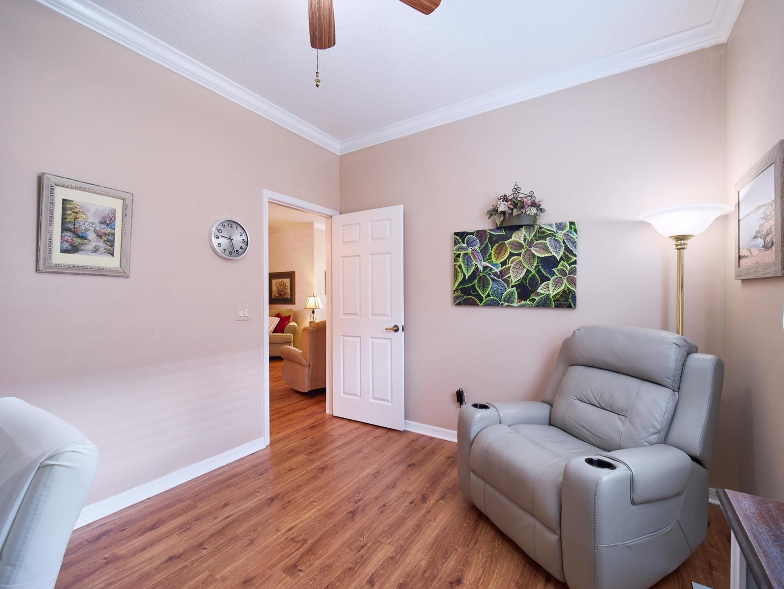 875 NW Sarria Court — photo 9