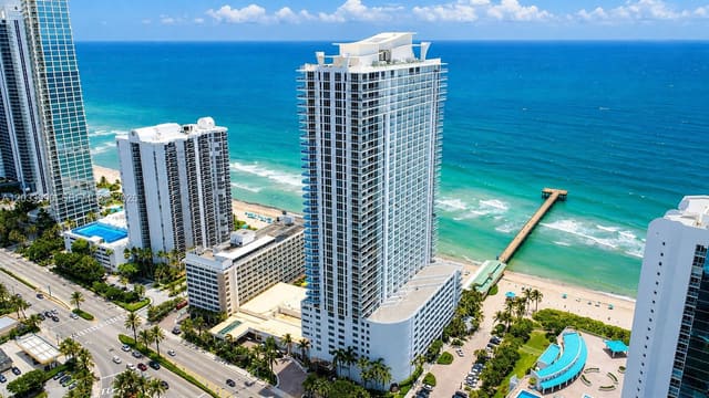 16699 Collins Avenue 2906, La Perla, Sunny Isles Beach, FL