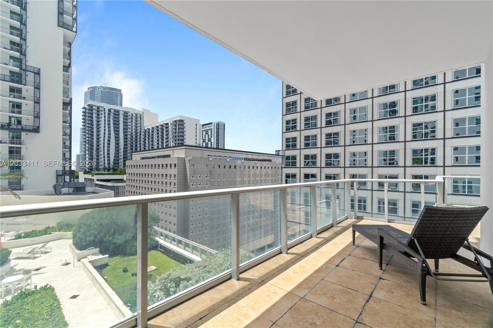 300 S Biscayne Boulevard T1411, Miami, FL 33131, Miami