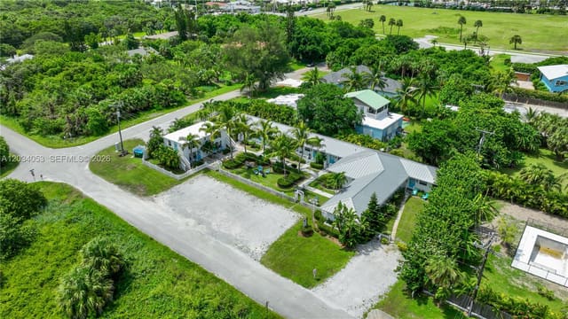 2502 Tamarind Drive, Fort Pierce, FL 34949