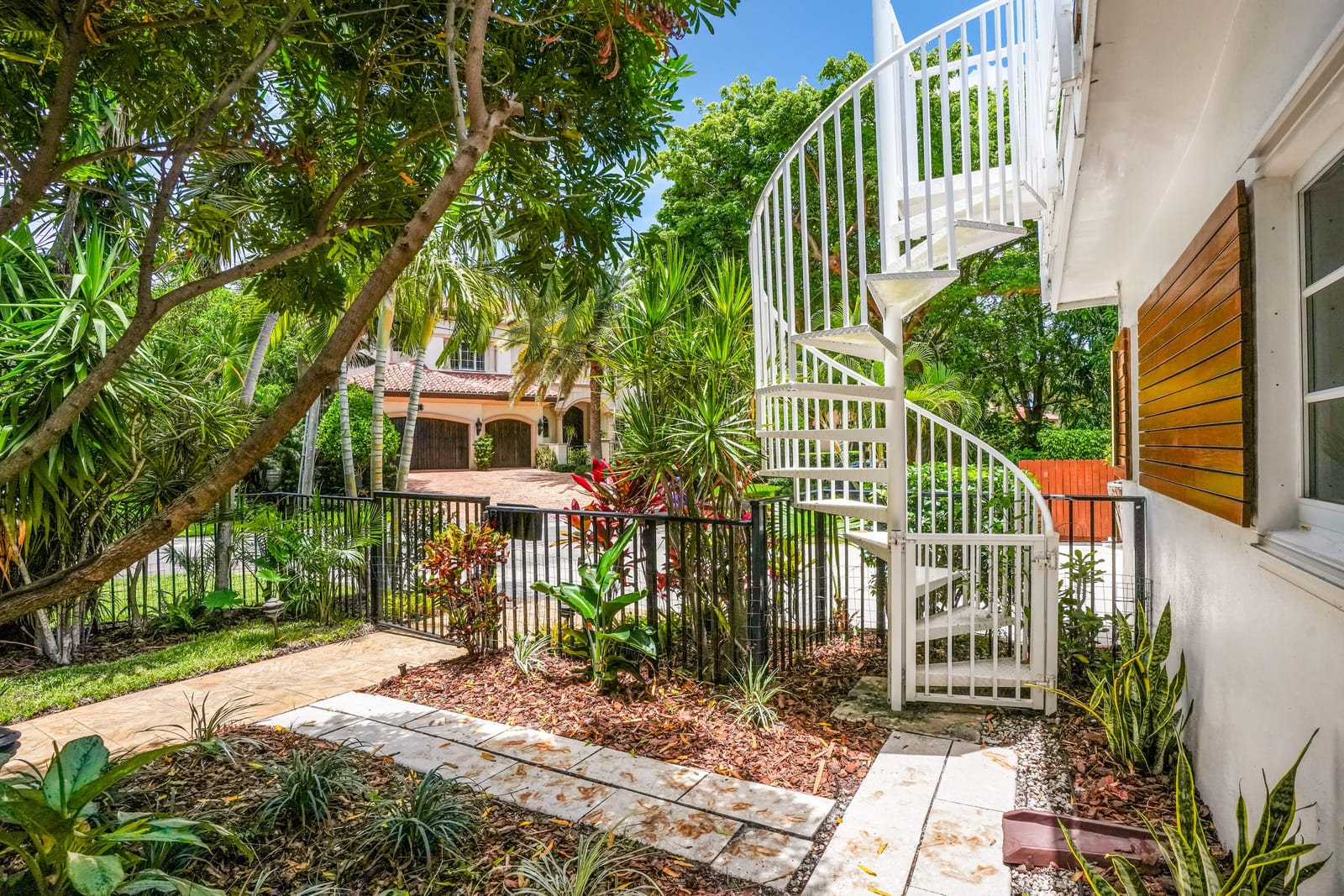 2400 N Riverside Drive, Pompano Beach, FL 33062 photo 11