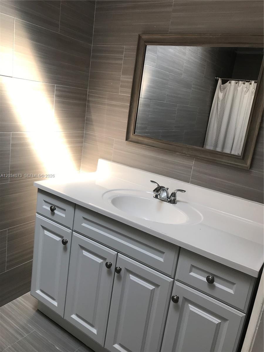 2444 SW 58 Manor — photo 11
