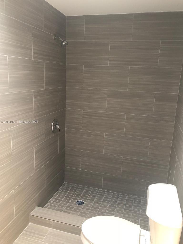 2444 SW 58 Manor — photo 12