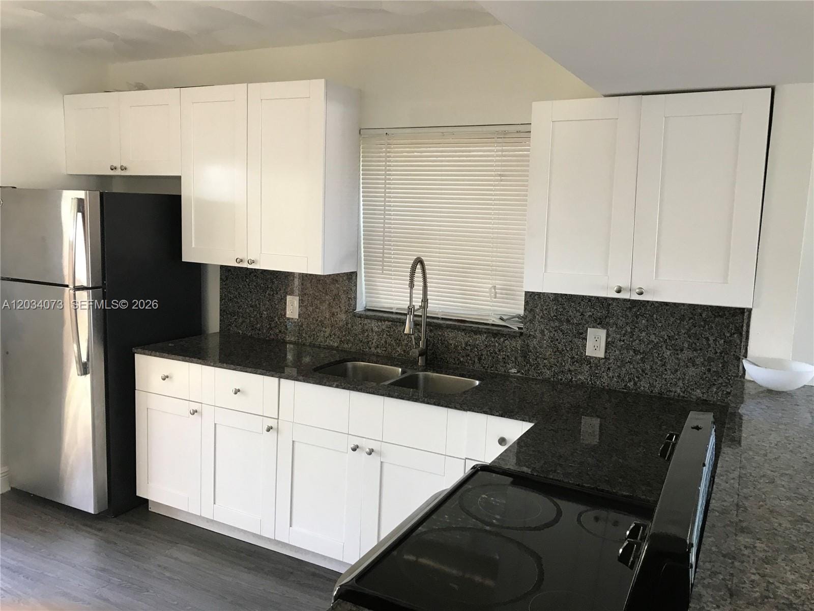 2444 SW 58 Manor — photo 7