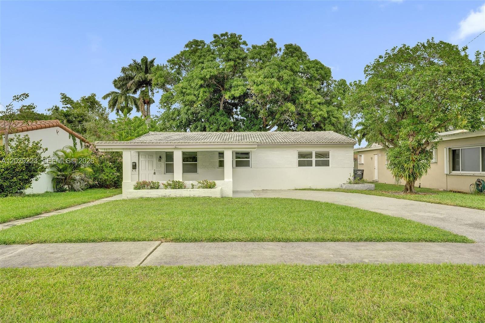 1423 Garfield Street, Hollywood, FL 33020, Hollywood