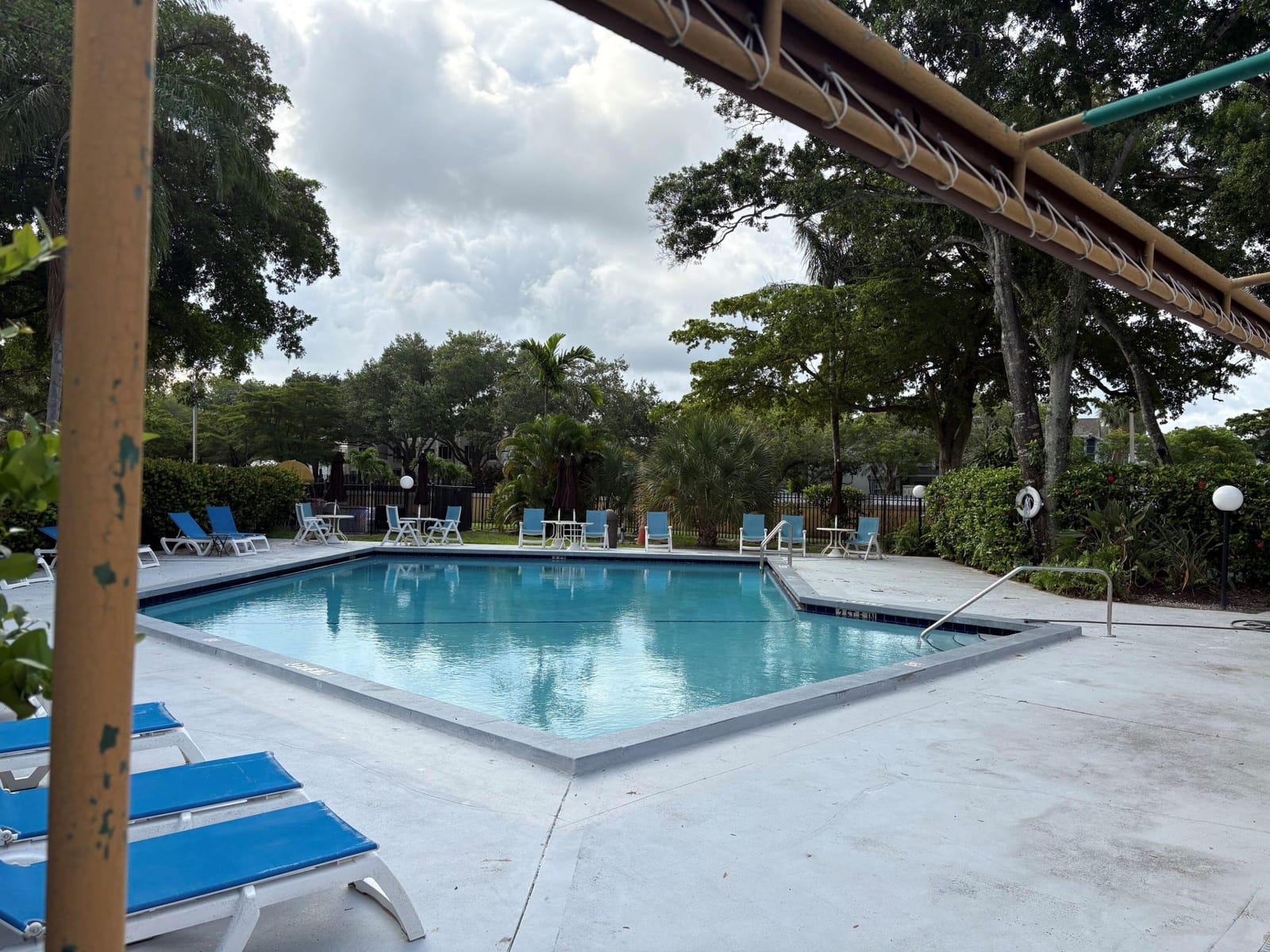 3031 N Oakland Forest Drive 201, Oakland Park, FL 33309 photo 10