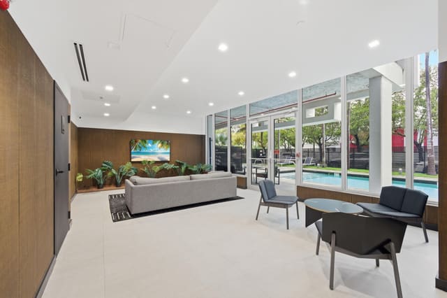 13800 Highland Drive 610, North Miami Beach, FL 33181