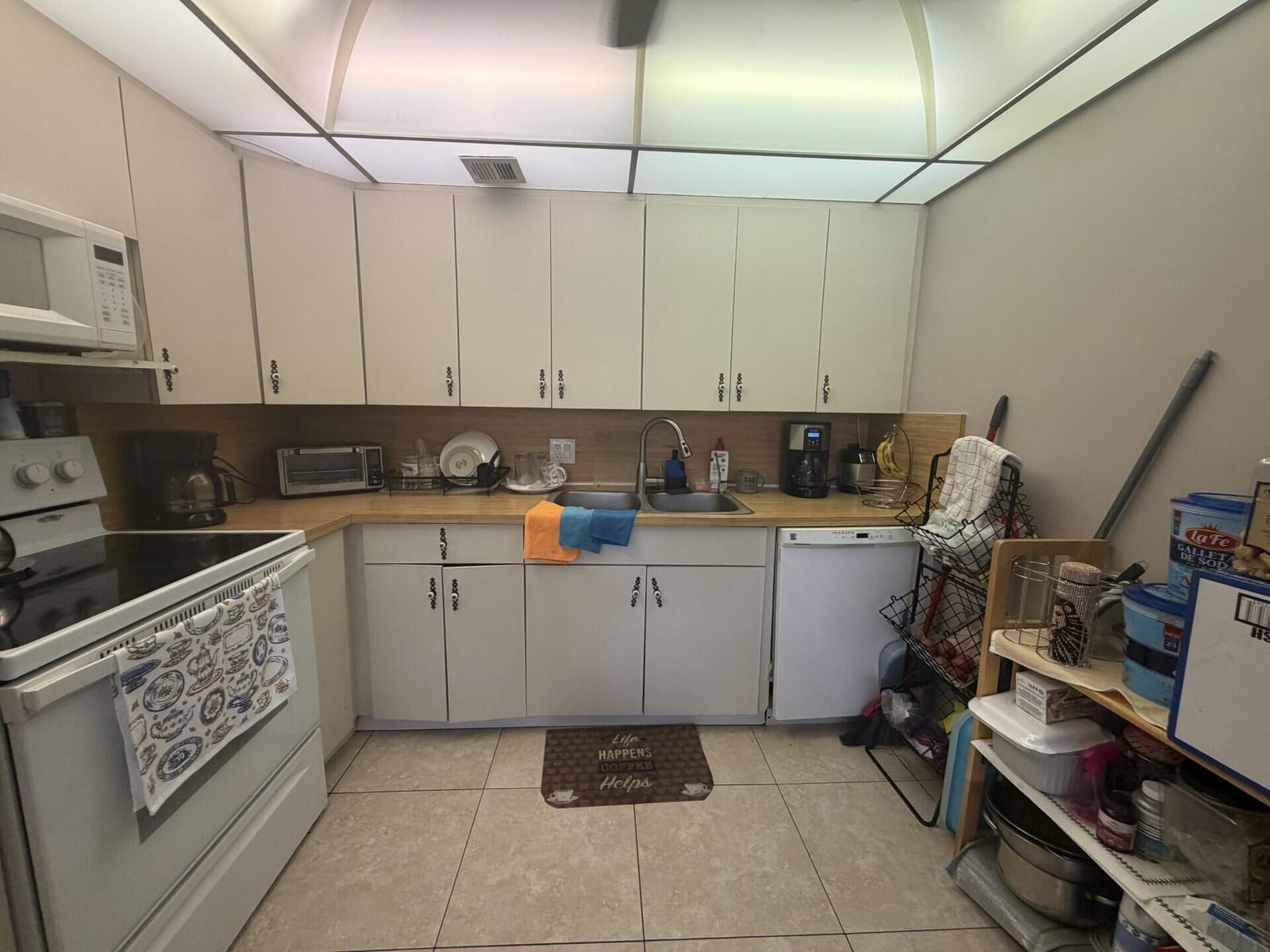 1011 Ventnor Crescent — photo 3