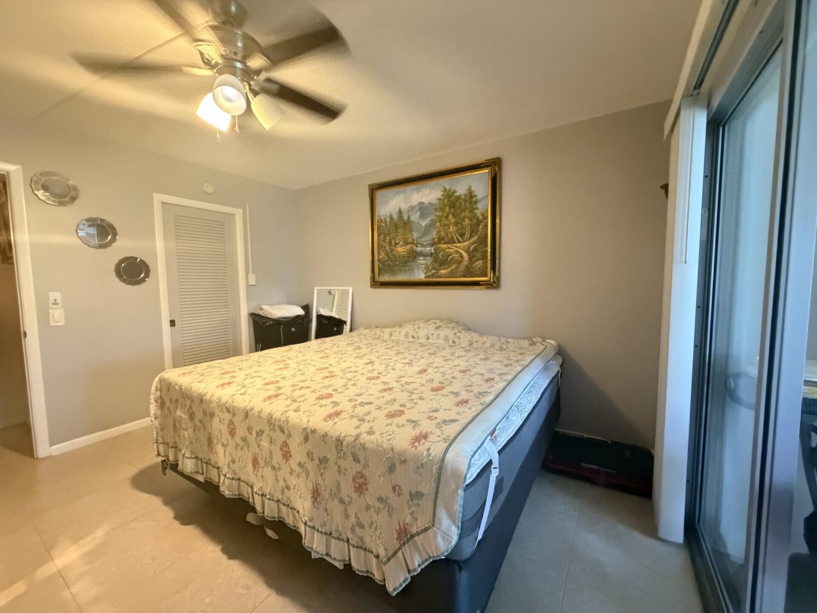 1011 Ventnor Crescent — photo 5